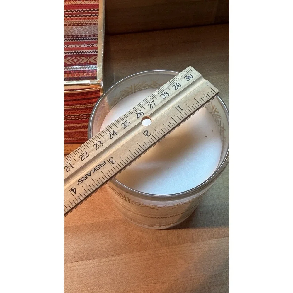 ED On Air Ellen DeGeneres Cinnamon & Bark Candle by NEST Fragrances - New In Box